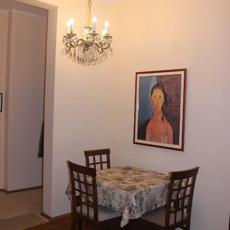 Casa Ferrari Bed & Breakfast 3*