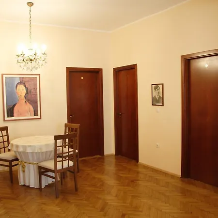 Frühstückspension Casa Ferrari 3*