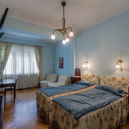 Casa Ferrari Bed and breakfast 3*
