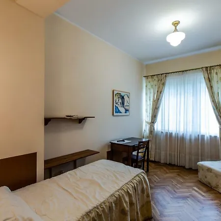 Bed & Breakfast Casa Ferrari 3*